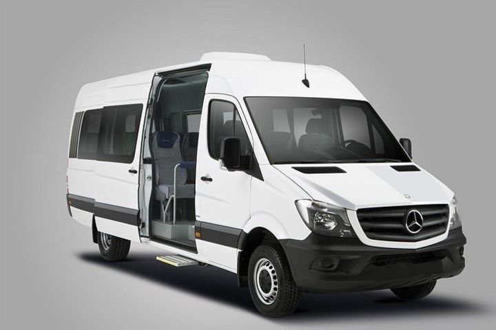 Puerto Iguazu Airport Shuttle Transfer image