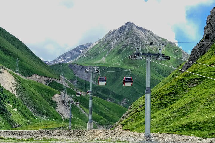 Kazbegi/Stepantsminda - Gudauri Full Day image