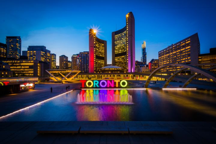 Scenic Toronto Night Tour w/ CN Tower image