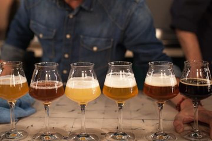 Paris Historical Craft Beer Walking Tour with Tasting image