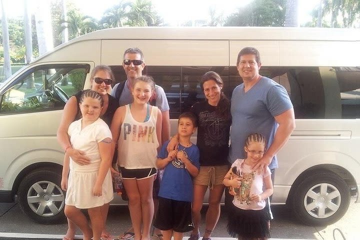 Shuttle Service from Ocho Rios Hotels to Ocho Rios Attractions image