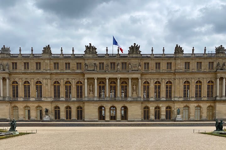 The Gardens at the Palace of Versailles: An audio tour of Louis XIV’s gardens image