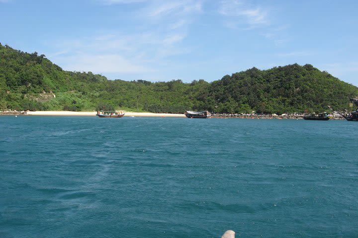 Cham Island Discovery image