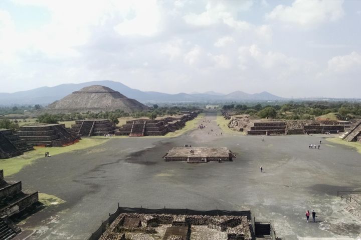 Teotihuacan Pyramids Day Trip from San Miguel de Allende image