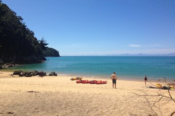 4 Days Abel Tasman Getaway image