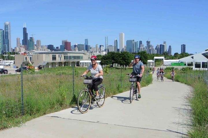 Chicago: Full-Day or Half-Day Bike Rental image