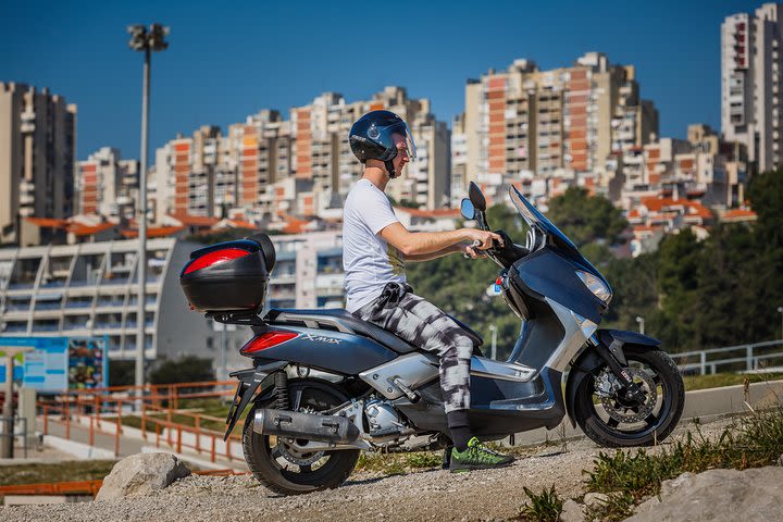 Rental - Yamaha Xmax 250 ccm image