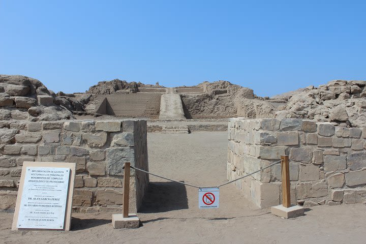 Pachacamac's Inka Pyramids Tour including Museum Small-Group image