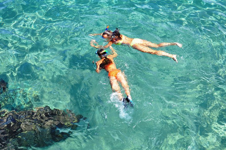 Pristine snorkelling off Koh Samui image