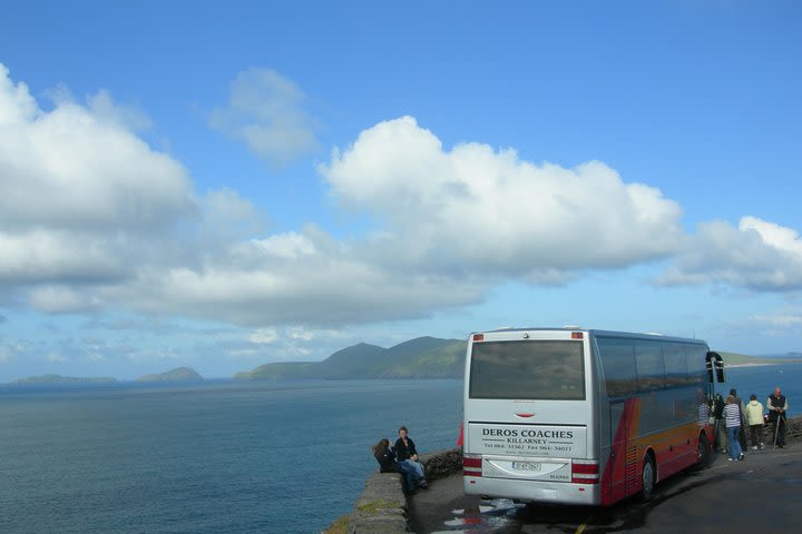 Killarney Super Saver: Dingle and Slea Head Day Trip plus Ring of Kerry and Killarney Lakes Day Trip image