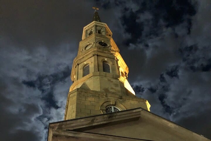 Charleston Boo Hag & Brews Walking Ghost and Bar Tour image