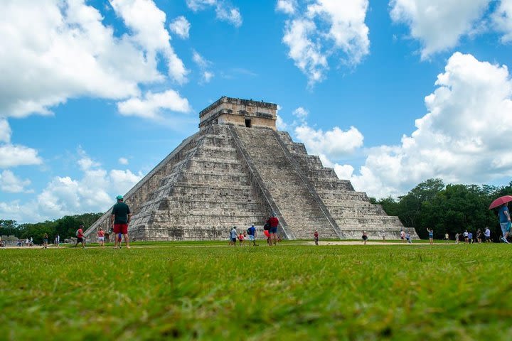 Full-Day Tour to Chichén Itzá from Cancun or Riviera image