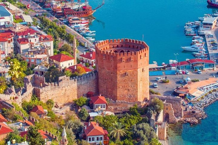 Alanya City Half-Day Tour with Cable Car and Castle Visit image