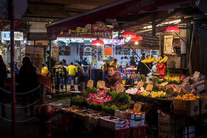 Private Hong Kong Photography Walking Tour with a Professional Photographer image