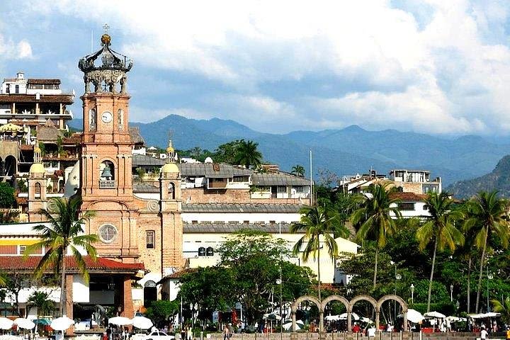 Full-Day Puerto Vallarta City Highlights Tour image