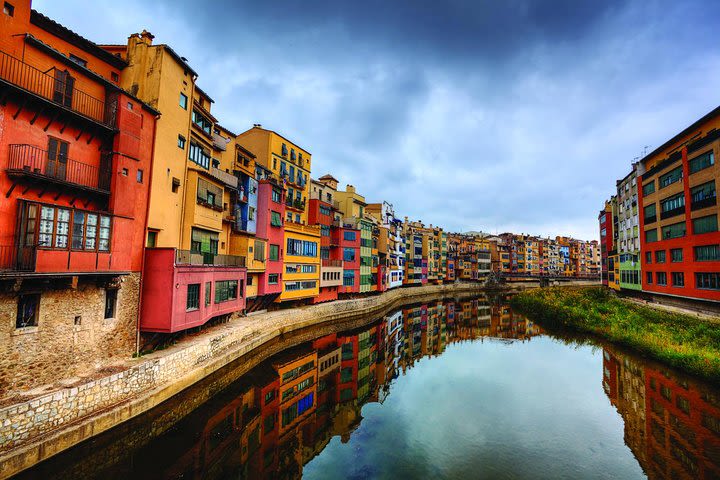  Girona and Costa Brava with Lunch: VIP Small Group Tour image