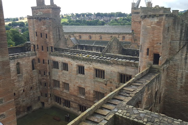 Outlander Season 2 Day Tour from Glasgow and Edinburgh image