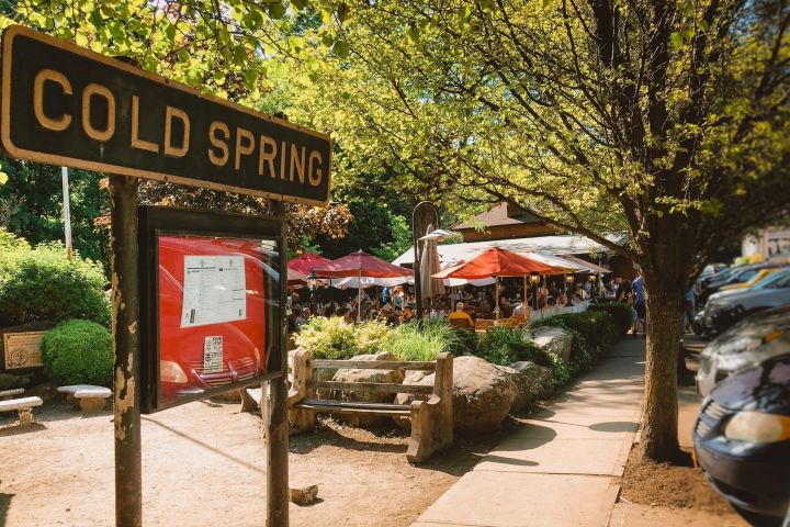 Storm King & Cold Spring Day Tour image