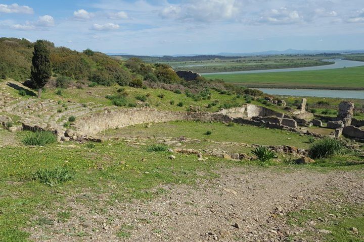 History and prehistory in northern Morocco: 1 day excursion Mzora and Lixus image