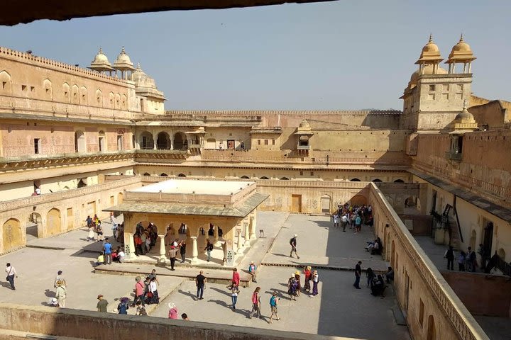 Fascinating Day Tour in Jaipur with Guide image