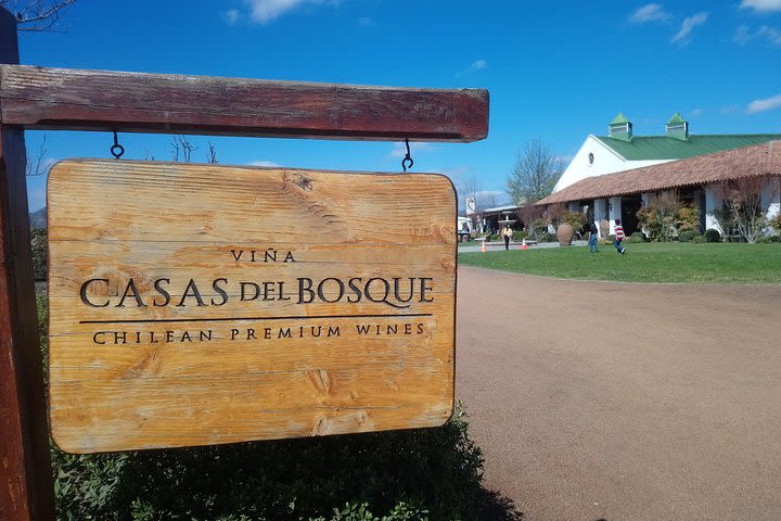 Casablanca Valley 2 winery. Casas del Bosque and Indomita winery image