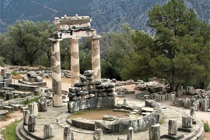 2-Days Delphi and Meteora Private Tour from Athens by Luxury Minivan image