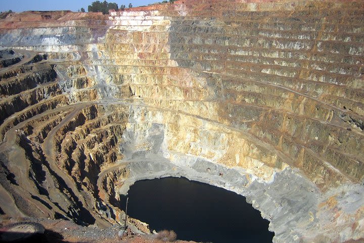 High Mountain Tour in Calingasta image