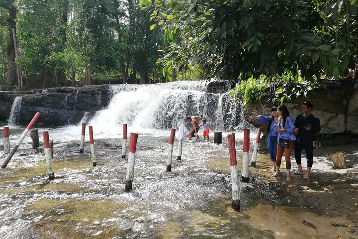 Prrivate Guided Tour To Bantey Srei Temple And Phnom Kulen Paradise Waterfall image