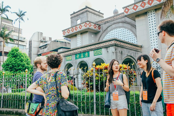 (Virtual Tour!)The history of Taiwan and China: visit CKS Memorial Hall image