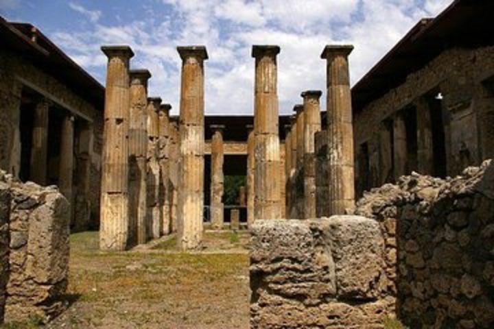 POMPEI & VESUVIO TOUR Full Day departure from NAPLES (entrance fees included) image