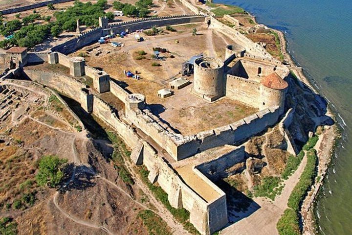 Full-Day Combo Tour from Odessa: Akkerman Fortress and Shabo Wine Center with Tasting image