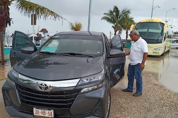 Transfer from Puerto de Chiquila to Cancun Airport image