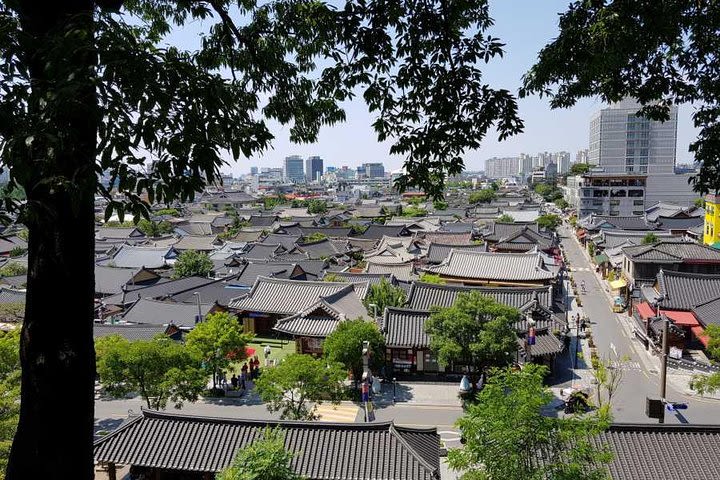 Jeonju Hanok Village Tour image