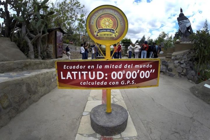 Equator Line and Pululahua Crater - Half Day Tour image