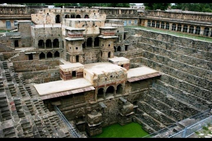 Abhaneri Step Wells Private Full Day Tour With Lunch image