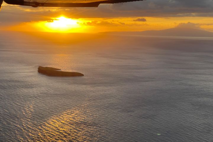 Maui Sunset Champagne Air Tour image