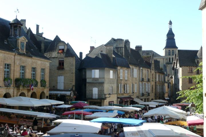 3-Day Dordogne Small Group Shared Day Trips from Sarlat image