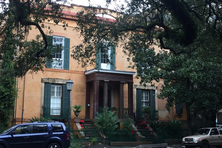 Explore Savannah History Walking Tour image