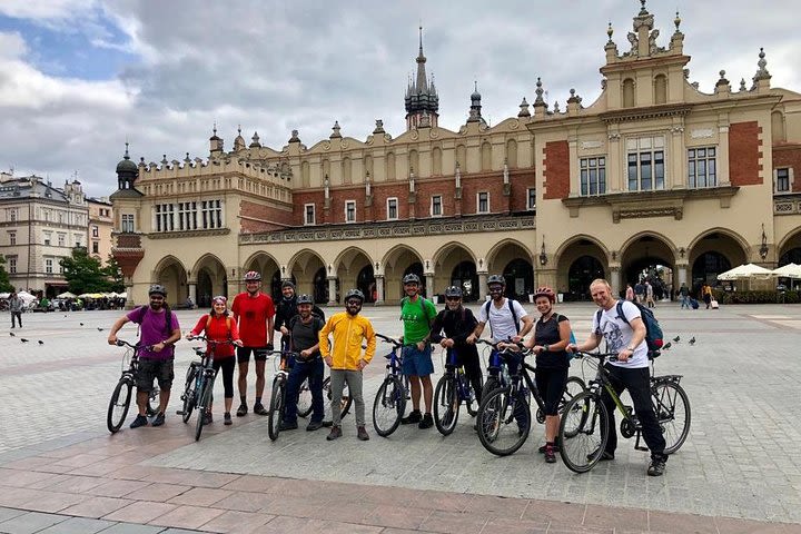 Krakow Bike Tour - small groups image