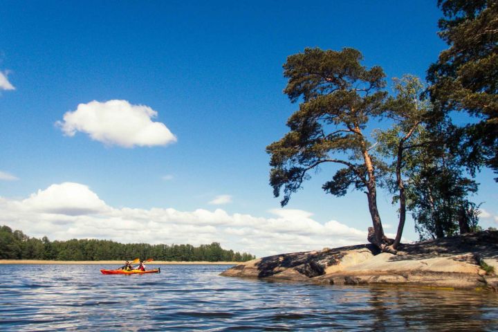 Stockholm: Archipelago Family-Friendly Private Kayaking Tour image