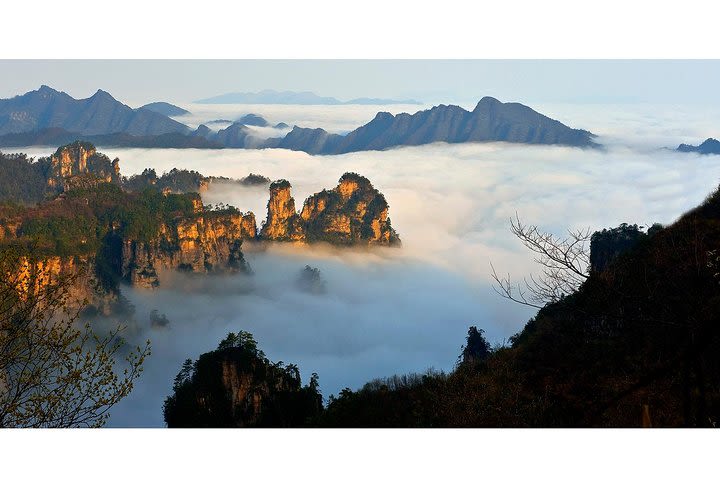 All-inclusive Private 3-Day Tour to Zhangjiajie Avatar Mountain  image