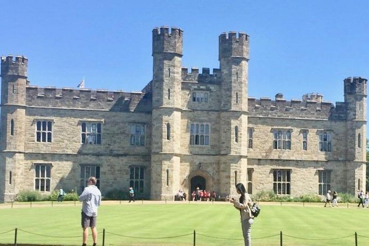 Leeds Castle, Canterbury and White Cliffs of Dover Private Car Tour image