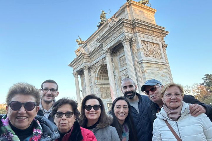 Milan Brera District Walking Tour image