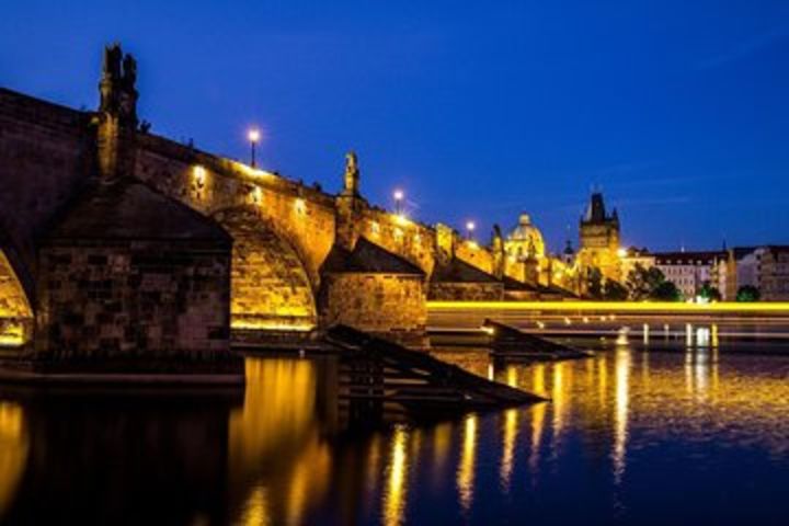 PRAGUE NIGHT PHOTO TOUR (best spots) image