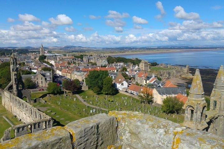 Saint Andrews University Town & Golf Day Tour. image