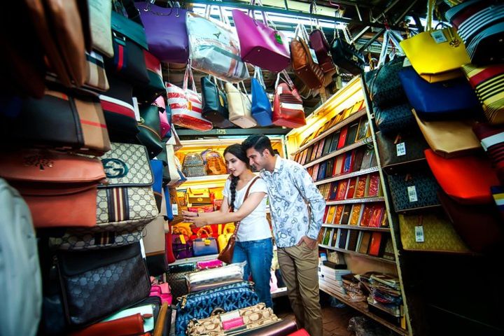 Kuala Lumpur Chinatown Evening Walking Tour with Dinner image