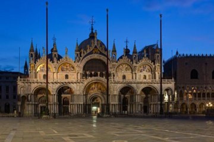 Saint Mark's VIP Night Tour: Exclusive Access Small Group Tour  image