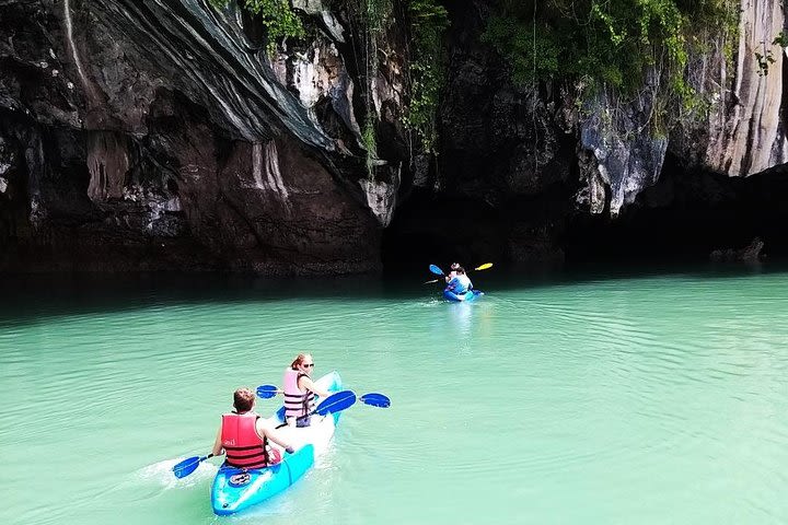 A full day exploring kayaking 3 islands (Talabeng sea cave) from Lanta image