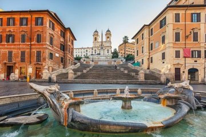 Fountains, Squares and Baroque Walking Tour w/personal tour guide image