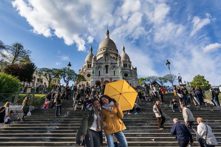 Montmartre Tour in Paris image